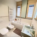 - Jacuzzi Bath * Seriate