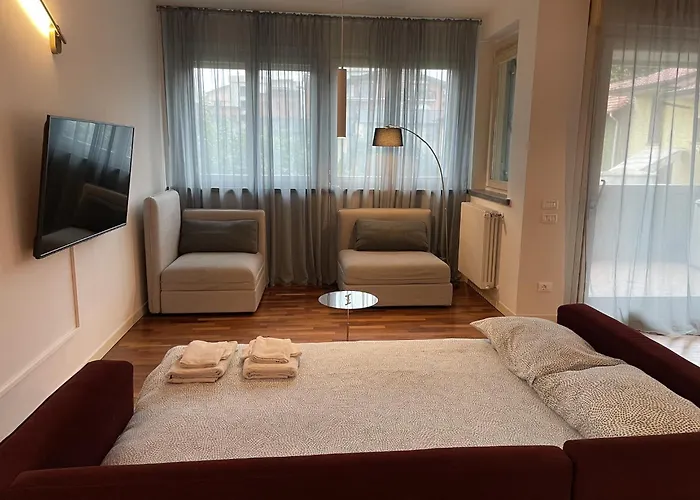- Jacuzzi Bath Apartmán Seriate